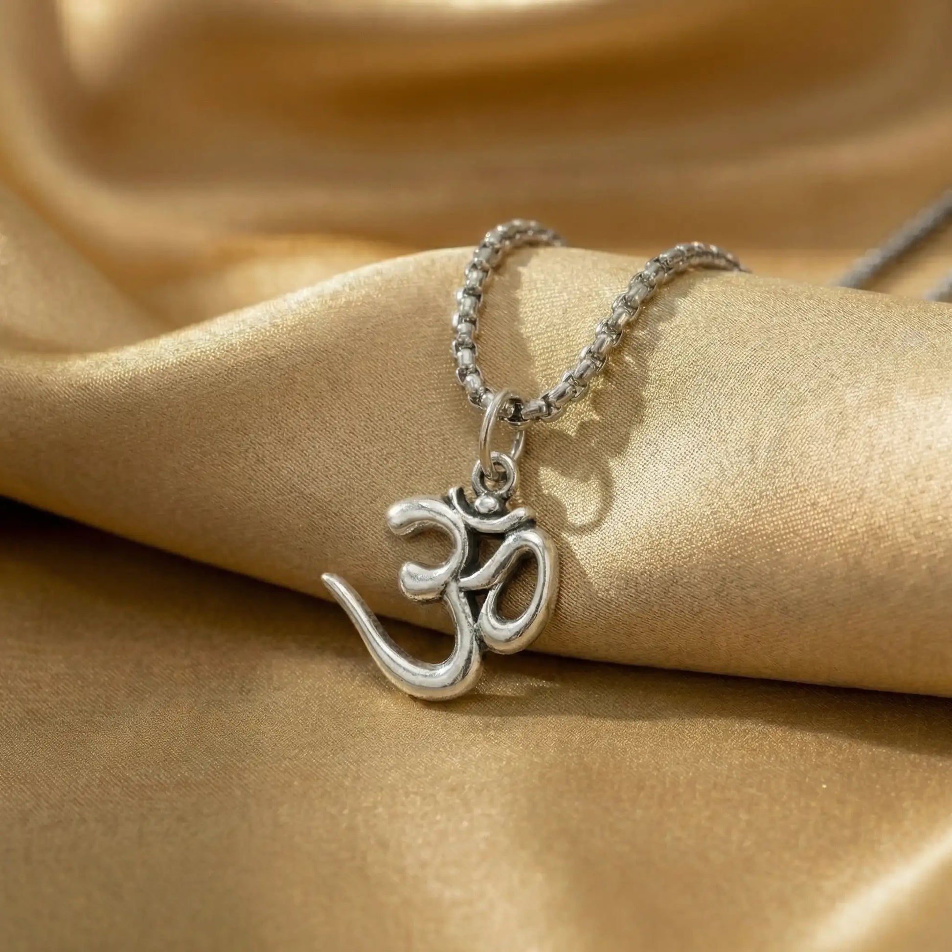 Om Sign Silver Plated Pendant Necklace - Anti Tarnish